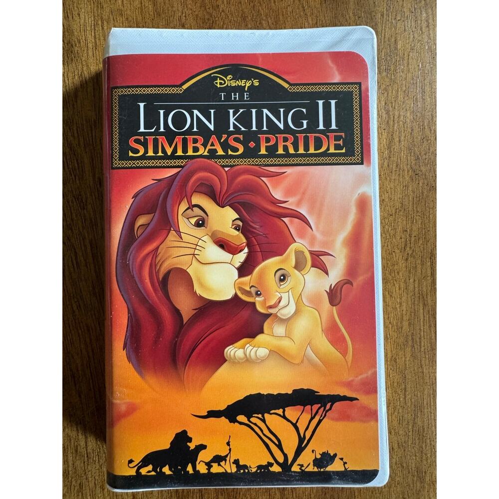 Disney Lion King II Simba’s Pride VHS Movie Clamshell